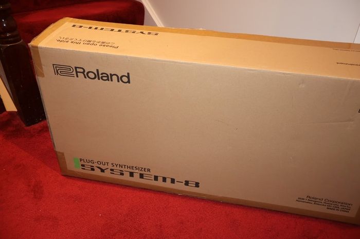 Roland - SYSTEM-8 | PLUG-OUT Synthesizer [+ extras]