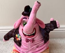 Disney Pixar Inside Out Bing Bong Talking Singing Plush Soft Pink Tomy approx. 28 cm. Used Please see photos