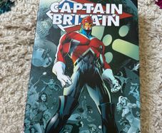 Captain Britain Omnibus by Alan Davis & Jamie Delano Marvel Premiere Classic (Hardcover)