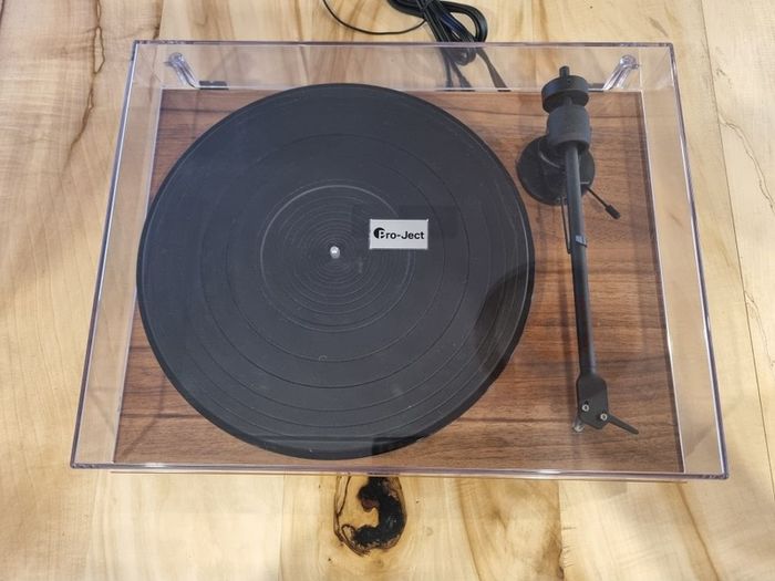 Project E1 Turntable