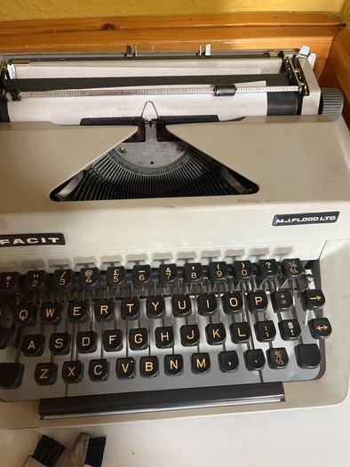 1960s Facit  manual type writer