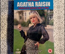 Agatha Raisin Series 1 - 2  (DVD Box Set)