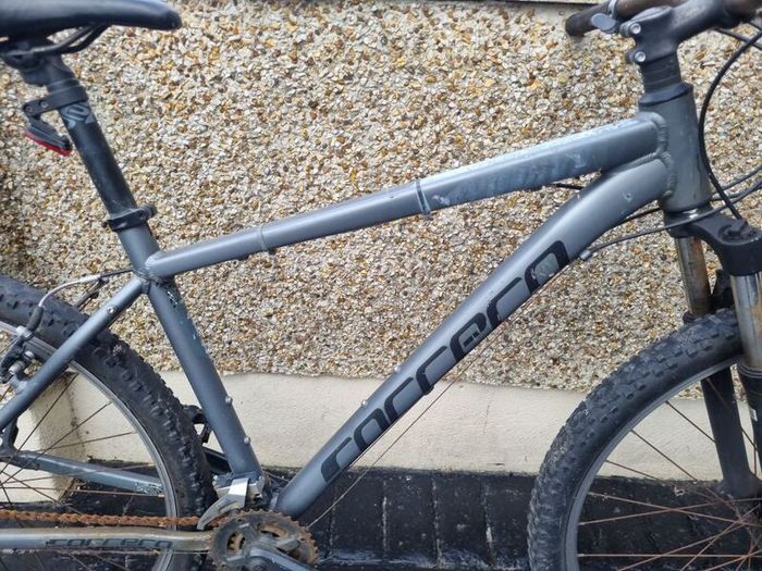 bike carrrera needs fixing