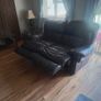 leather 3 seater and 2 seater Image 3