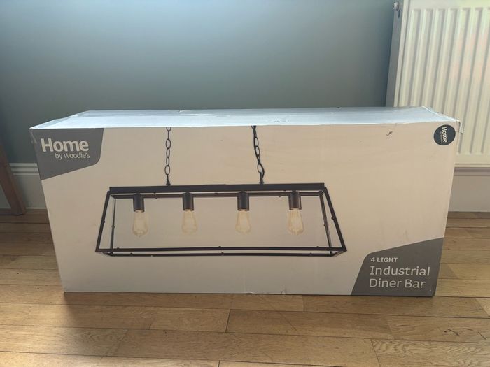 ceiling light fitting