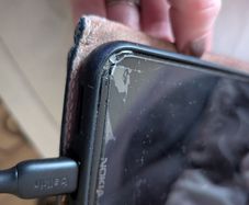 nokia 8.3 5g 64gb crack on screen