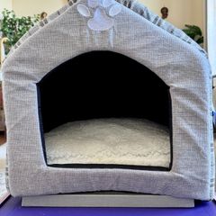 Trixie Silas Cuddly Cave. BNWT.