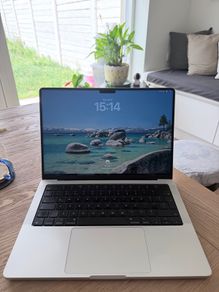 Macbook Pro - M3 Pro Chip - 18GB Ram - 512GB SSD