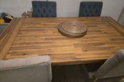 Solid oak Table and 4 Chairs
