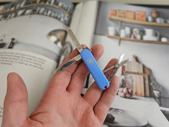 Victorinox Classic Sd 58mm Swiss Army Knife Keychain tool