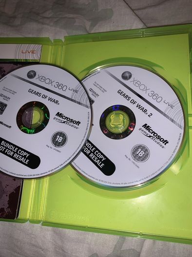 Xbox 360: rare Gears of war 1 & 2 Bundle copy