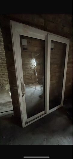 Sliding Door