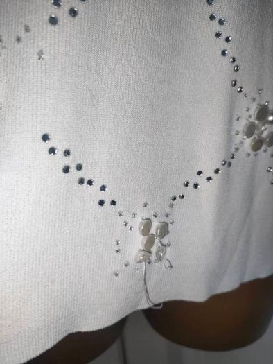 Jessica Graaf Ivory embellished ladies jumper size  xl 14-16 Postage included