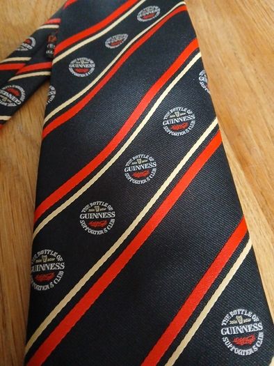 Guinness The bottle of Guinness supporters club neck tie