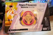 Power Rangers - MMPR Yellow Morpher - brand new