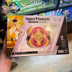 Power Rangers - MMPR Yellow Morpher - brand new