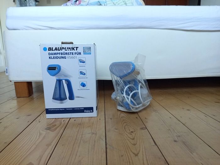 Blaupunkt VSI601 garmet steamer brand new