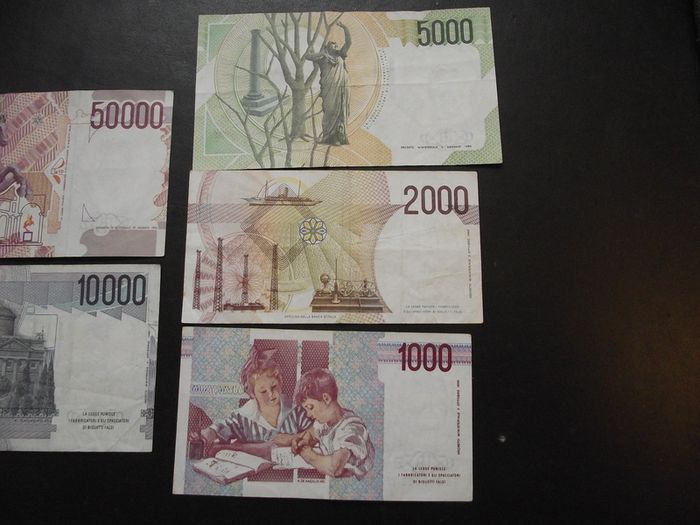 Italy: 5 Notes: 50000l+10000l+5000l+2000l+1000l (1984-1992) Nice Condition!