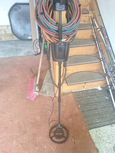 metal detector