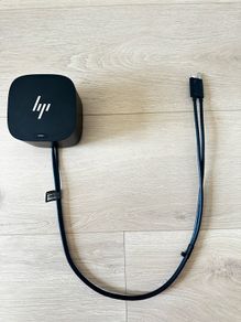 HP Dock G4 with Thunderbolt Cable