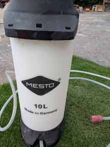 MESTO 10L Pressurised Water Tank Concrete Saw