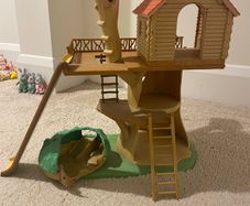 Sylvanian Families bundle - Treehouse, House and Boutique