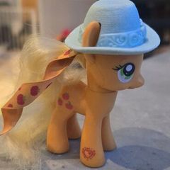 Applejack Apple Jack Magic Cutie Mark with HTF Hat MLP G4 My Little Pony