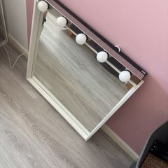 ikea mirror with lights