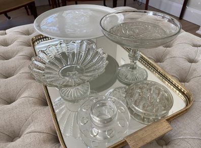 Cake stands