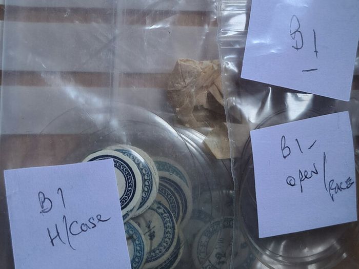 Lot of 19x Glass Crystals for Hunter and Open Face Cases