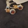 Gold earrings Image 6