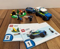 LEGO 60369 Mobile Police Dog Training 100% Complete w/ Instructions & Figs