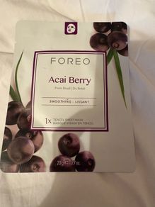 Foreo acai berry face mask