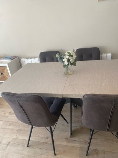 Dining room table plus 4 chairs
