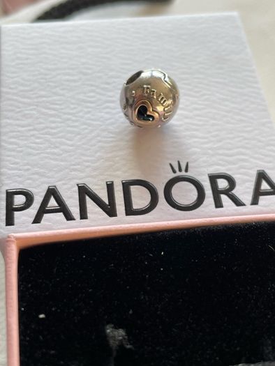 Pandora Charm clip Family and Love Heart Clip Charm With 14k Gold Heart new