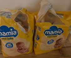Size 1 and size 2 nappies (Mamia and Lupilu brands)