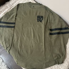 Walt Disney World Spirit Jersey Khaki Green Adult Small