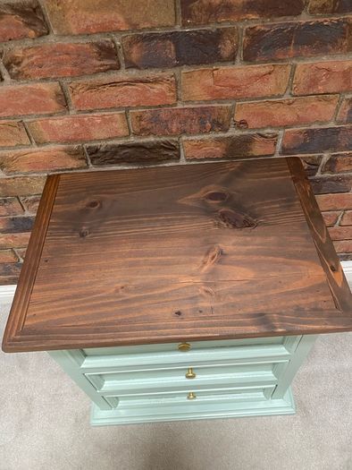 Solid Mexican pine bedside locker / table