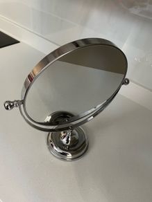 vanity mirror
