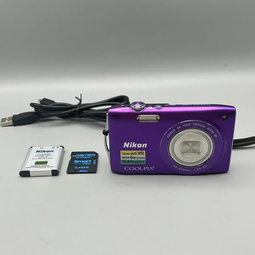 Nikon Coolpix S3300 16MP Digital Camera Purple - Full Kit