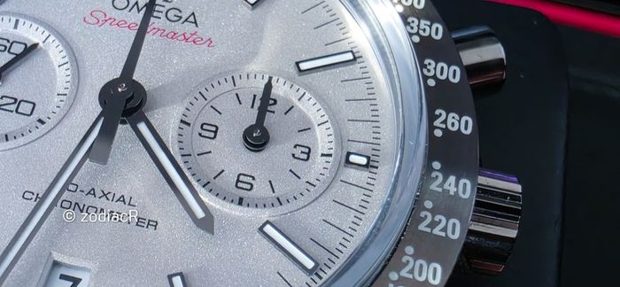 Omega Speedmaster Dark Side of the Moon 311.93.44.51.99.002