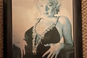 Marilyn Monroe picture frame holograms