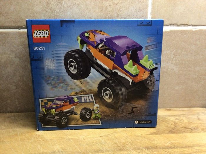 Lego set no 60251 brand new