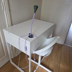 kids desk & lamp