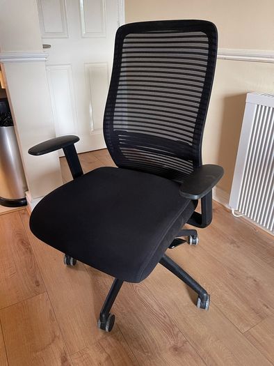NV Ergonomic office chair