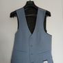 3 piece mens suit Image 3