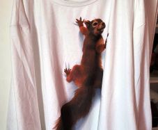 Sweatshirt with Squirrel motiv