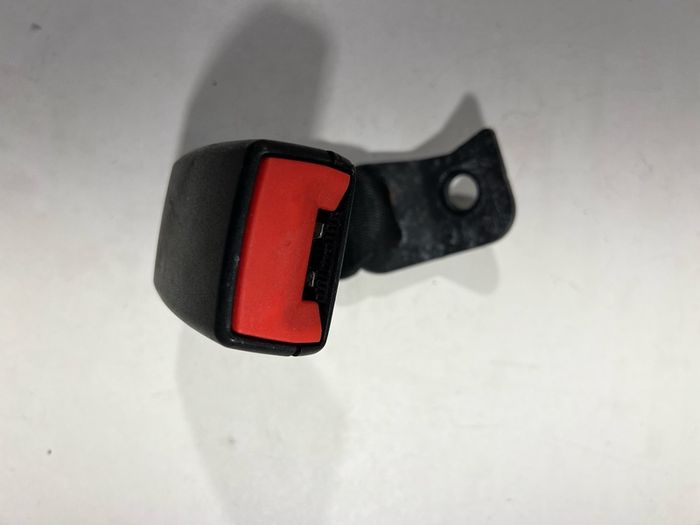 BMW 3 Series E90 E91 LCI seat belt lock rear left 9117261 A3l3b32g