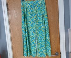 Gallery Azure Skirt.  S.-M-12-14.   B.N.W.T.