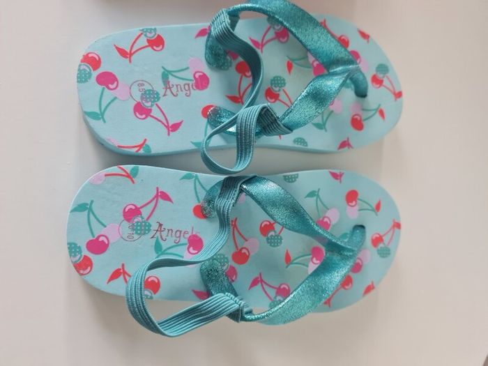 Accessorize Girls Flipflops with heel grip 2 Pairs